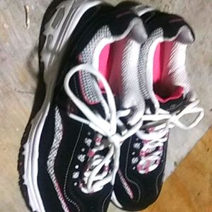 Skechers with memory foam delites